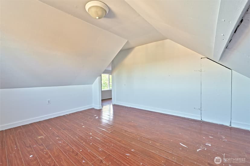 Property photo for 917 Cogean Avenue, Bremerton photo 24