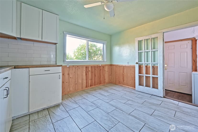 Property photo for 917 Cogean Avenue, Bremerton photo 6