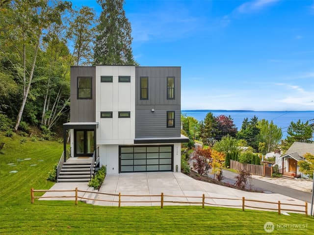 Property photo for 7126 Picnic Place, Edmonds photo 2