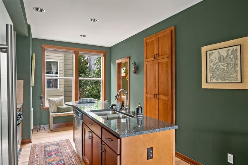 Property photo for 1420 18th Avenue #C, Seattle photo 19