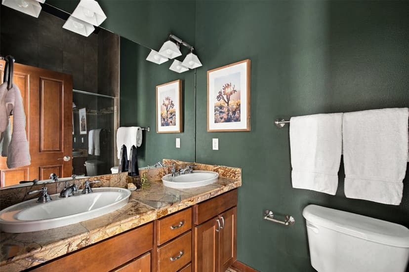 Property photo for 1420 18th Avenue #C, Seattle photo 26