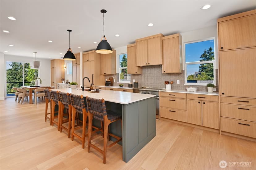 Property photo for 3111 W Mansell Street, Seattle photo 10
