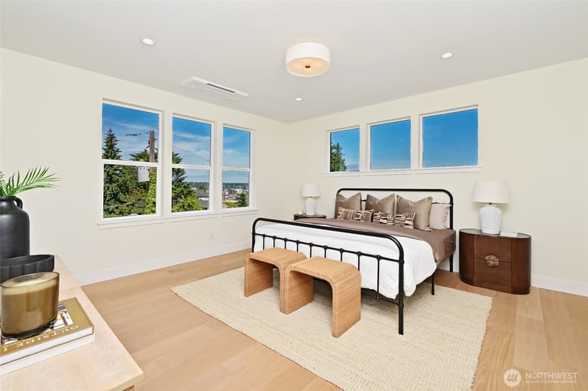 Property photo for 3111 W Mansell Street, Seattle photo 14
