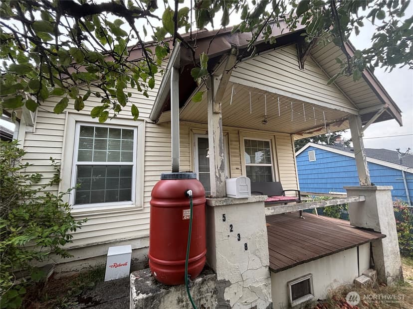 Property photo for 5238 45th Avenue S, Seattle photo 2