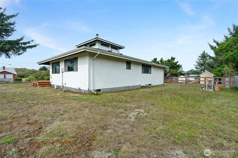 Property photo for 130 Sand Dune Avenue SW, Ocean Shores photo 20