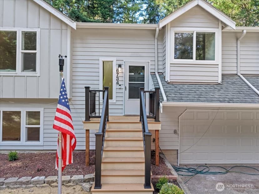 Property photo for 6734 Richards Avenue SE, Port Orchard photo 3