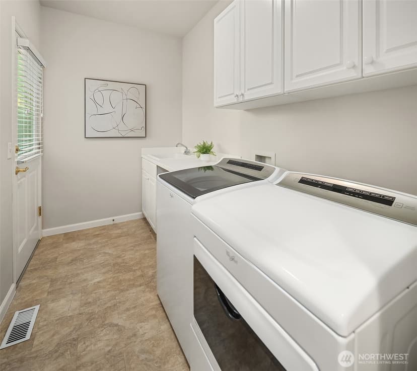 Property photo for 2736 258th Place SE, Sammamish photo 18
