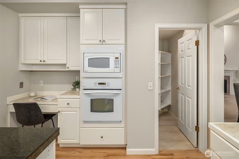 Property photo for 2736 258th Place SE, Sammamish photo 11
