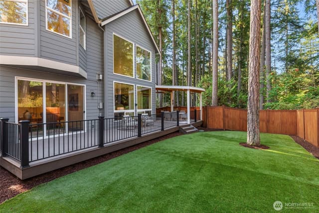 Property photo for 21245 NE Inglewood Hill Road, Sammamish