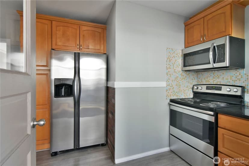 Property photo for 328 NE 52nd Street, Seattle photo 13