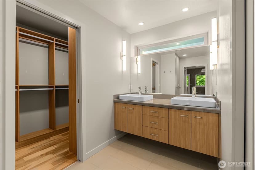 Property photo for 4286 213th Place SE #1, Issaquah photo 15