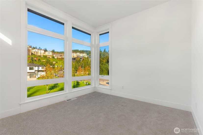 Property photo for 21049 SE 80th Street, Issaquah photo 31