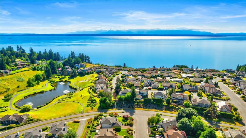 Property photo for 13731 65th Place W, Edmonds photo 31