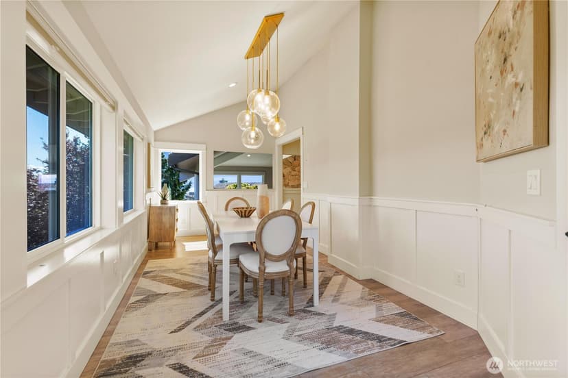 Property photo for 13731 65th Place W, Edmonds photo 11