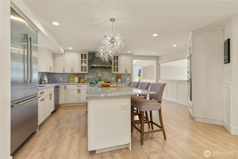 Property photo for 13731 65th Place W, Edmonds photo 8