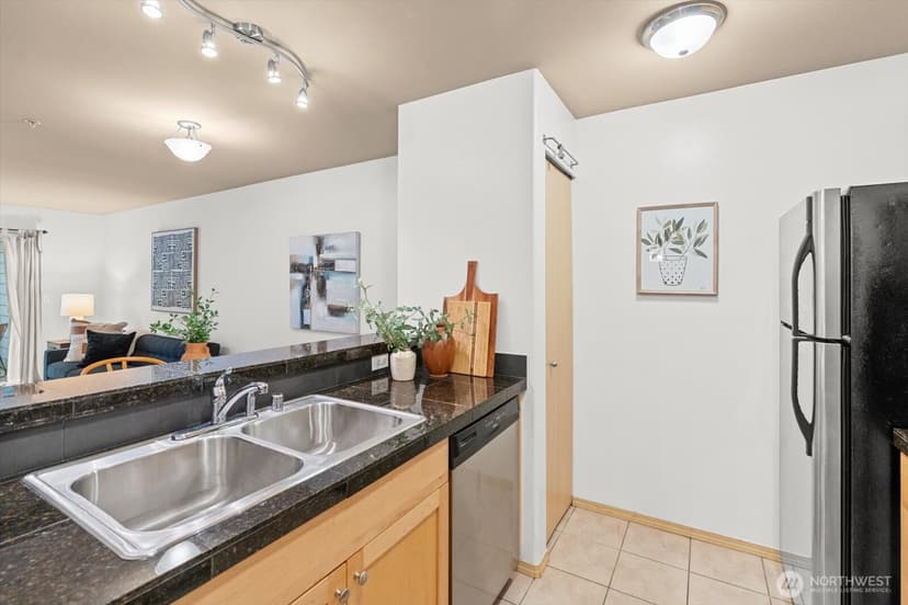 Property photo for 9057 Greenwood Avenue N #306, Seattle photo 9