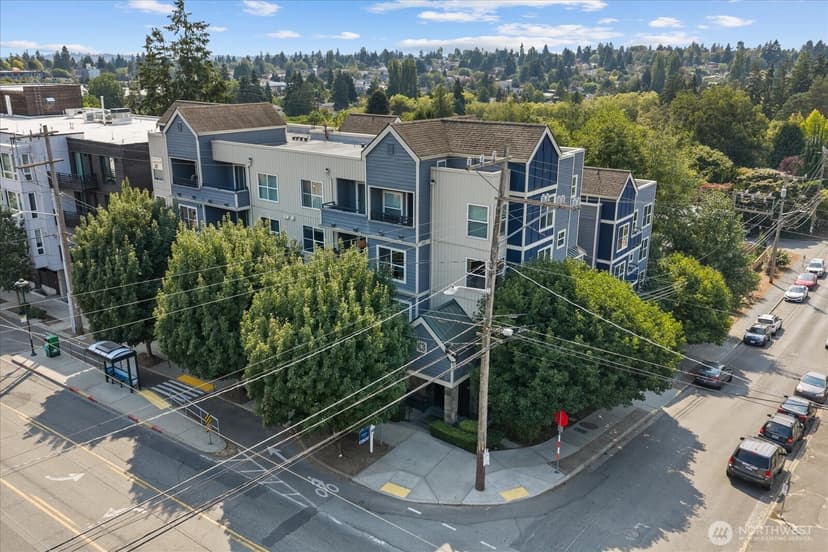 Property photo for 9057 Greenwood Avenue N #306, Seattle photo 20