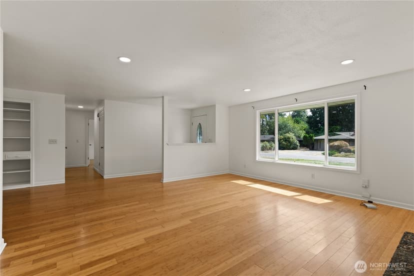 Property photo for 2217 122nd Place SE, Everett photo 6