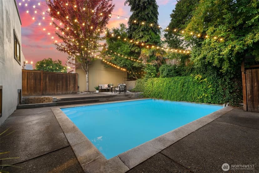 Property photo for 1128 N 77th Street, Seattle photo 34