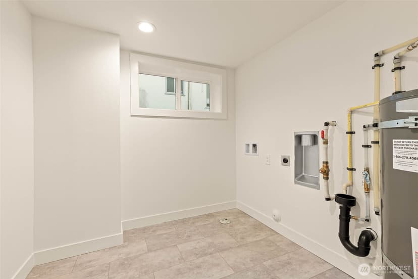 Property photo for 1128 N 77th Street, Seattle photo 33