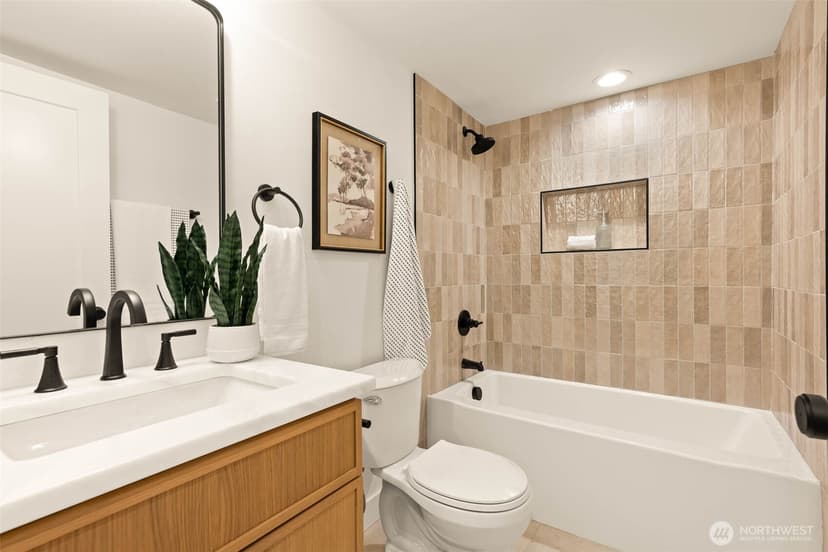 Property photo for 1128 N 77th Street, Seattle photo 29
