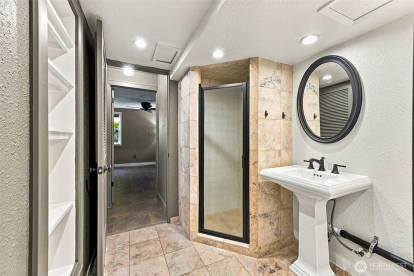 Property photo for 2704 SW 152nd Place, Burien photo 28