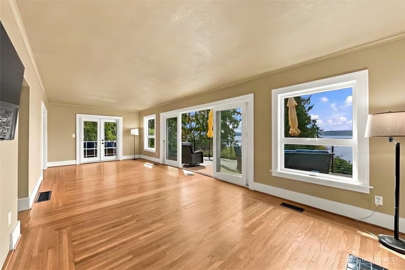 Property photo for 2704 SW 152nd Place, Burien photo 10