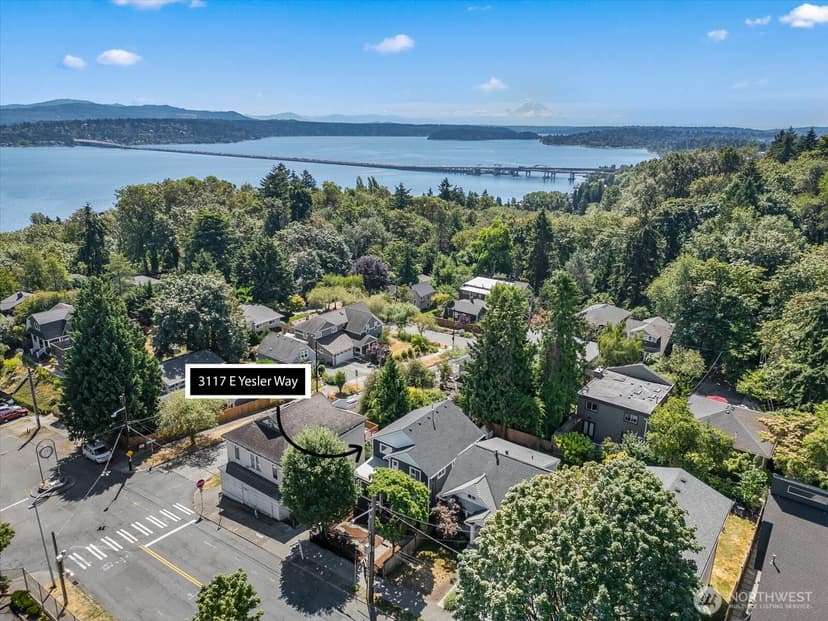 Property photo for 3117 E Yesler Way, Seattle photo 24
