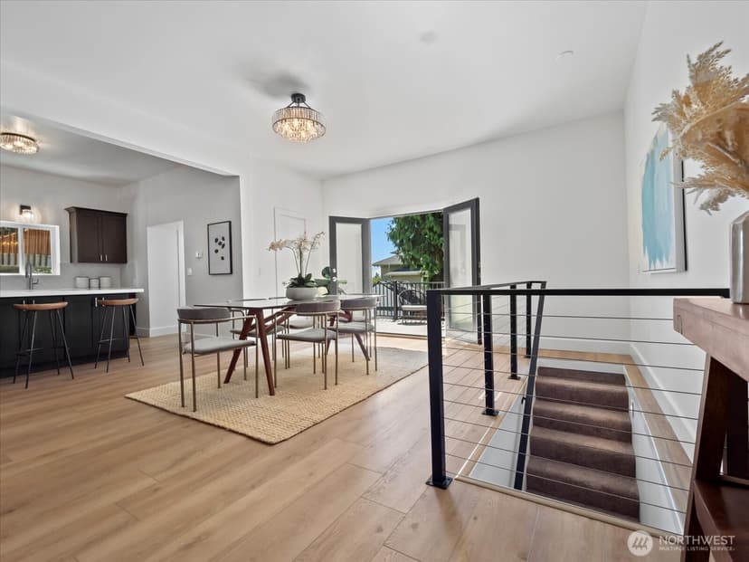 Property photo for 3117 E Yesler Way, Seattle photo 8