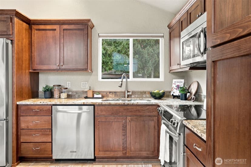 Property photo for 13823 SE 142nd Street, Renton photo 8