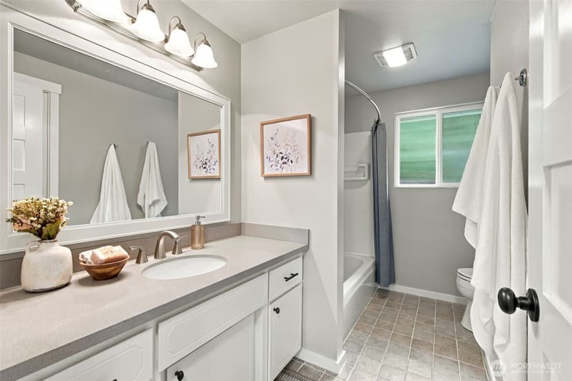 Property photo for 13823 SE 142nd Street, Renton photo 14