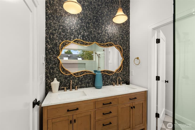 Property photo for 8148 13th Avenue SW, Seattle photo 24