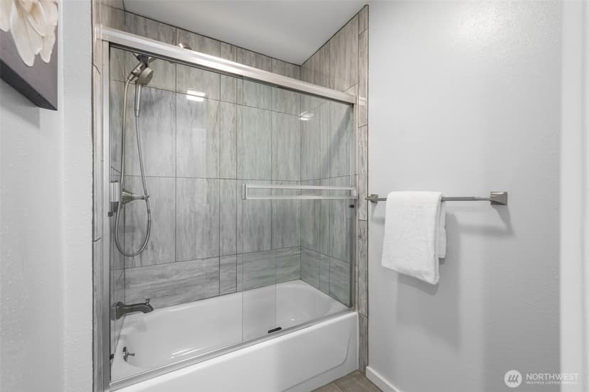 Property photo for 29219 13th Place S, Federal Way photo 15