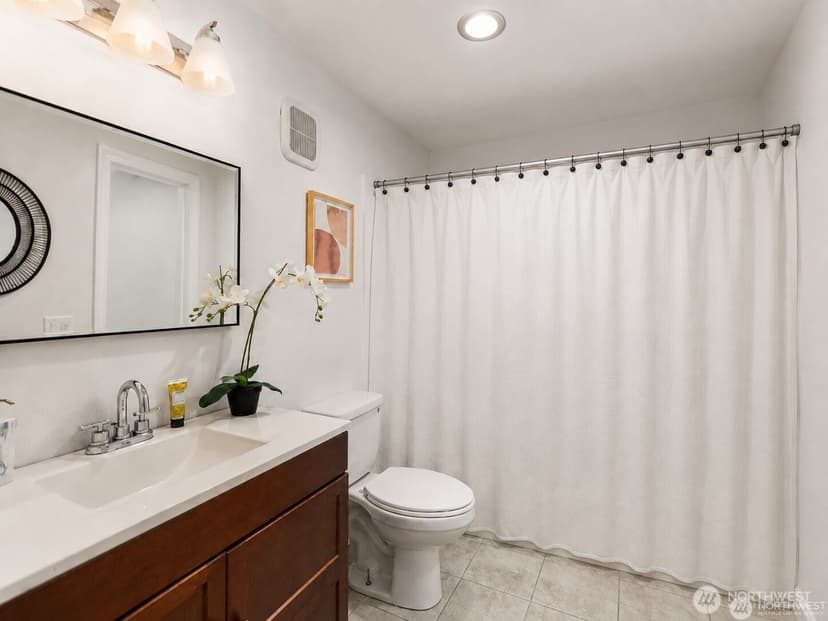 Property photo for 13772 NE 60th Street #180, Redmond photo 9
