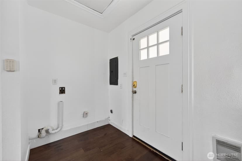 Property photo for 110 Lincoln Avenue, Kent photo 7
