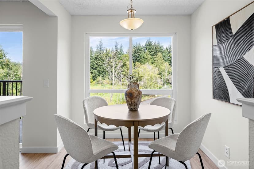 Property photo for 12701 NE 9th Place #D306, Bellevue photo 8