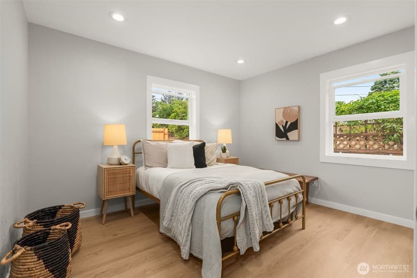 Property photo for 8150 13th Avenue SW, Seattle photo 10