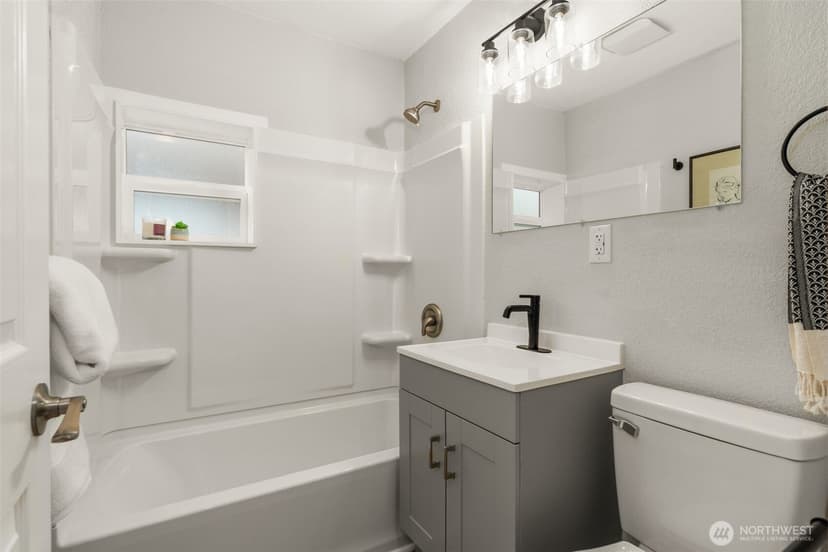Property photo for 8150 13th Avenue SW, Seattle photo 13