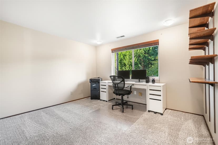 Property photo for 15020 SE 145th Place, Renton photo 14