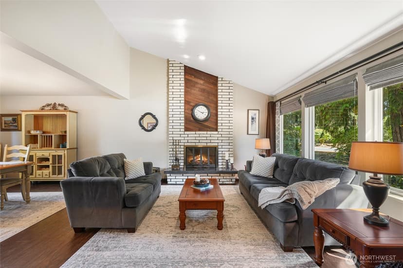 Property photo for 15020 SE 145th Place, Renton photo 3