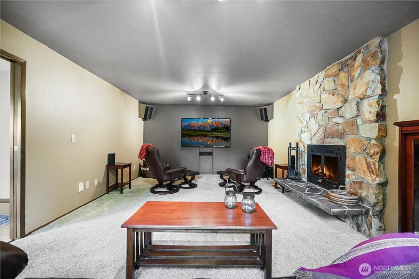 Property photo for 15020 SE 145th Place, Renton photo 11