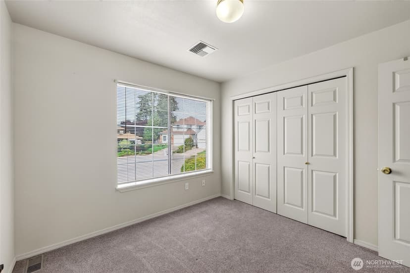 Property photo for 10021 SE 245th Place, Kent photo 24
