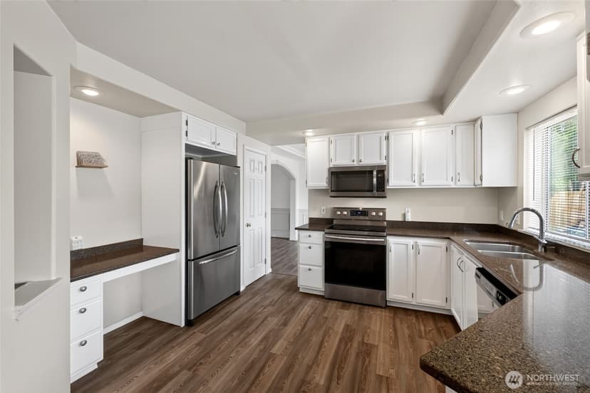 Property photo for 10021 SE 245th Place, Kent photo 10