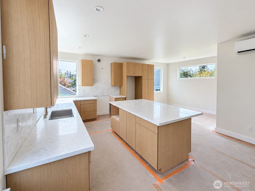 Property photo for 8316 28th Avenue NW, Seattle photo 5