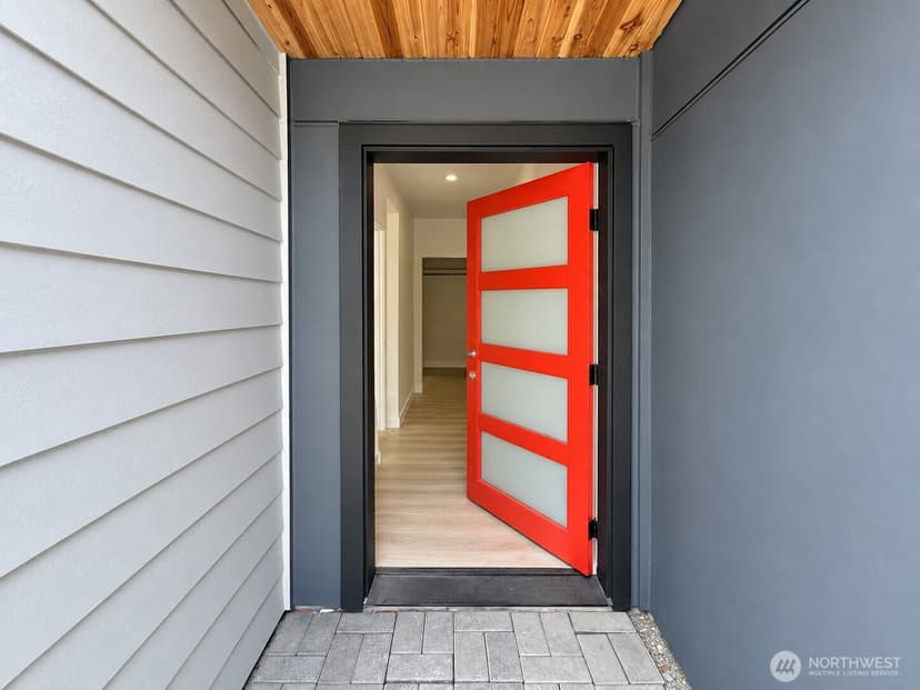 Property photo for 8316 28th Avenue NW, Seattle photo 3