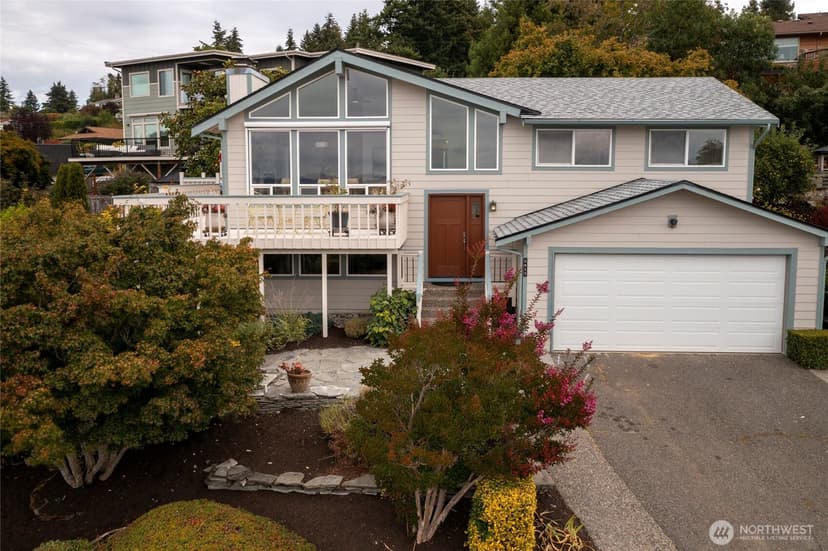 Property photo for 5815 Frances Avenue NE, Tacoma photo 36