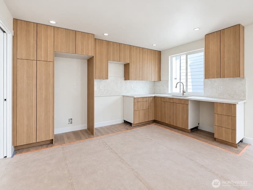 Property photo for 8316 B 28th Avenue NW, Seattle photo 5
