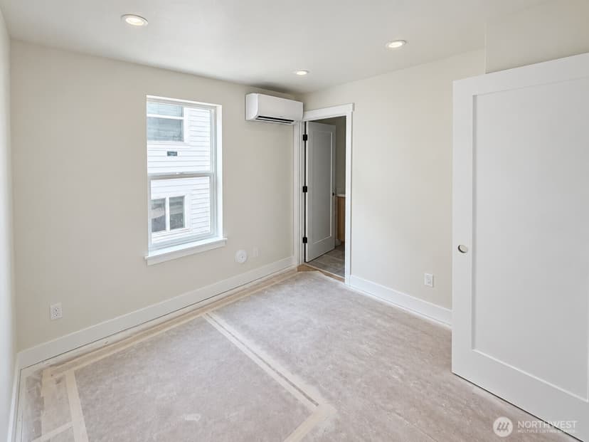 Property photo for 8316 B 28th Avenue NW, Seattle photo 12