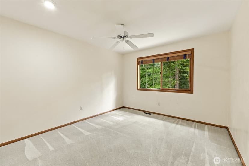 Property photo for 21715 NE 105th Place, Redmond photo 25