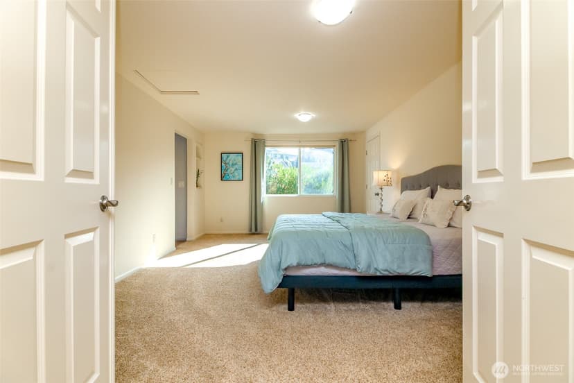 Property photo for 29816 2nd Avenue SW, Federal Way photo 16